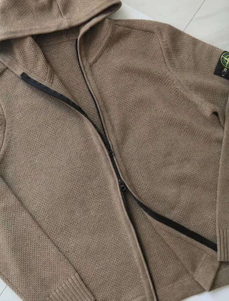 Fleece jacket with a zipper