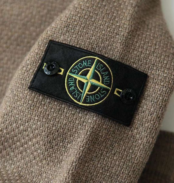 Fleece jacket with a zipper