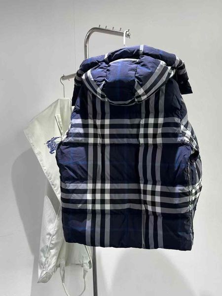 Картата куртка BURBERRY Herren Wattierte Jacke in Check in blau 538 фото