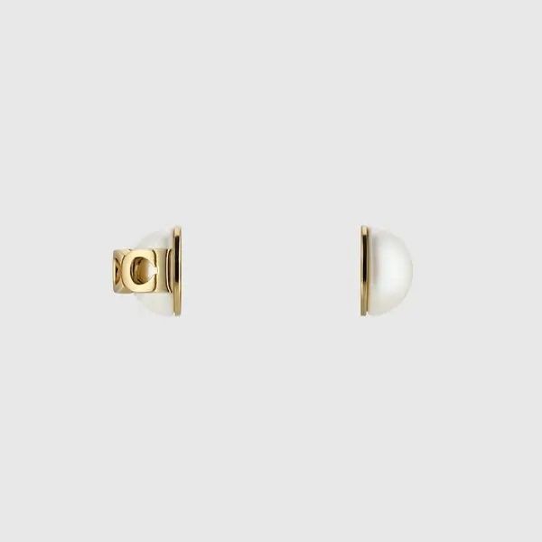 Gucci  stud earrings with half pearl 4454 фото