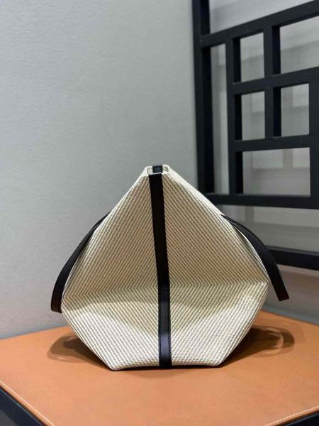 Loewe Puzzle Fold tote in cotton jacquard 680 фото