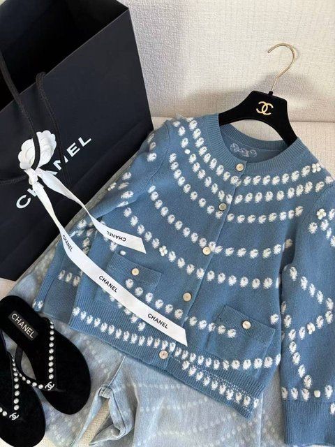 Chanel Cardigan Embroidered Cashmere with Imitation Pearls 2877 фото