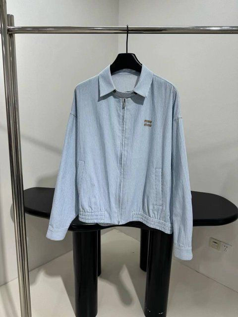 Miu Miu Jacket 2123 фото