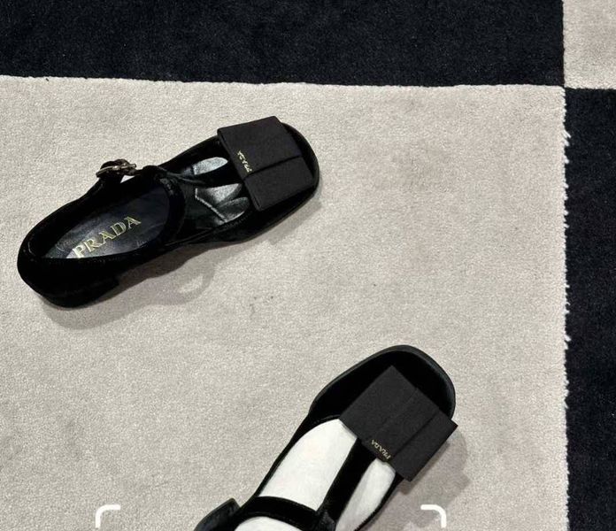 Prada Velvet pumps 855 фото