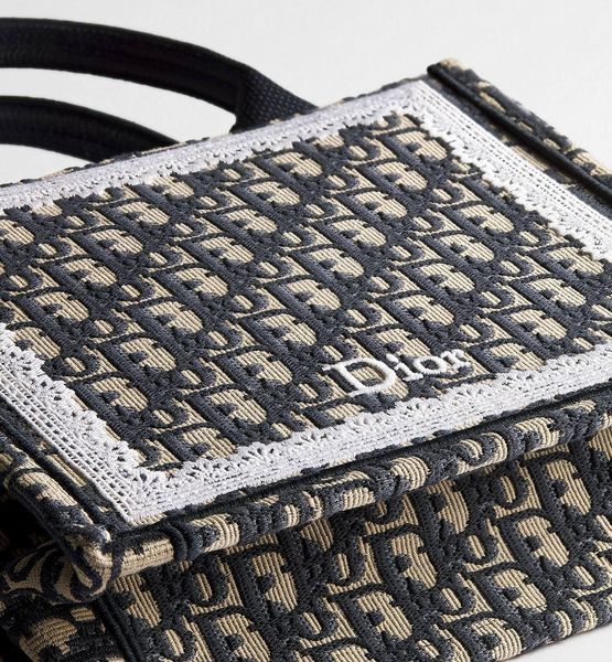 Small Dior Book Tote with Strap 6134 фото